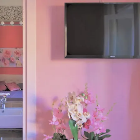 Couette-café Rosa 3*